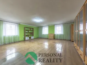 Prodej rodinného domu, Libochovany, 270 m2