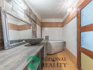 Prodej rodinného domu, Libochovany, 270 m2