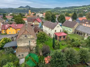 Prodej rodinného domu, Libochovany, 270 m2