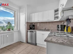 Prodej bytu 2+1, Nymburk, Mládežnická, 73 m2