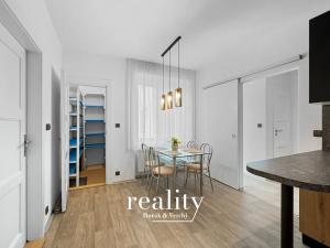 Pronájem bytu 1+1, Jihlava, Malátova, 56 m2