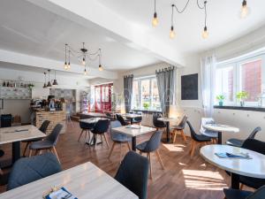 Pronájem obchodního prostoru, Praha - Holešovice, U studánky, 53 m2