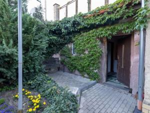 Prodej rodinného domu, Pchery - Humny, Husova, 180 m2