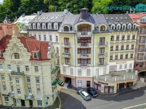 Prodej atypického bytu, Karlovy Vary, Zámecký vrch, 301 m2