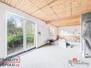 Prodej rodinného domu, Hrádek, U koupaliště, 235 m2