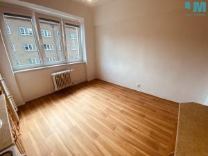 Pronájem bytu 1+1, Jihlava, Erbenova, 40 m2