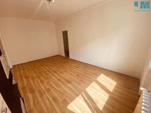 Pronájem bytu 1+1, Jihlava, Erbenova, 40 m2