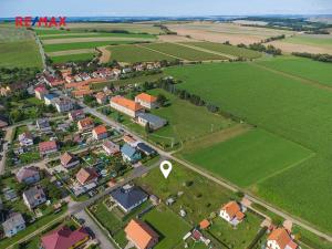 Prodej pozemku pro bydlení, Mlečice, 983 m2
