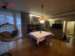 Prodej bytu 5+kk, Praha - Žižkov, Ke kapslovně, 147 m2