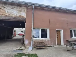 Prodej rodinného domu, Medlov, 450 m2