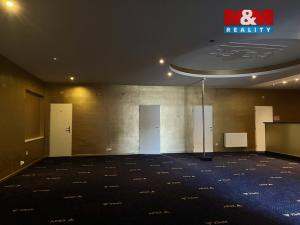 Pronájem obchodního prostoru, Hora Svatého Šebestiána, 160 m2