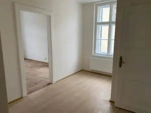Prodej bytu 2+1, Mariánské Lázně, Hlavní třída, 74 m2
