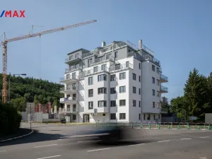Prodej bytu 2+kk, Karlovy Vary, Šumavská, 87 m2