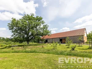 Prodej zemědělské usedlosti, Spálené Poříčí, 210 m2