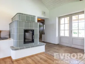 Prodej rodinného domu, Spálené Poříčí, 210 m2