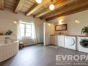 Prodej rodinného domu, Spálené Poříčí, 210 m2