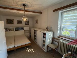 Prodej rodinného domu, Křenice, Na Obci, 83 m2