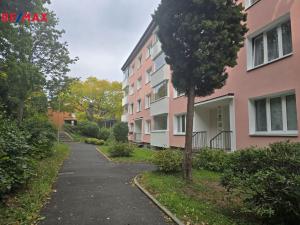 Pronájem bytu 1+1, Karlovy Vary - Drahovice, Maďarská, 46 m2