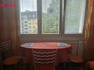 Pronájem bytu 1+1, Karlovy Vary - Drahovice, Maďarská, 46 m2