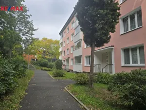 Pronájem bytu 1+1, Karlovy Vary - Drahovice, Maďarská, 46 m2