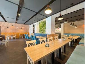 Pronájem restaurace, Chvalšiny, 140 m2