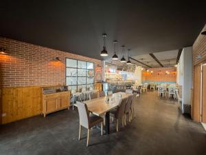 Pronájem restaurace, Chvalšiny, 140 m2