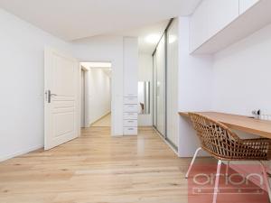 Prodej bytu 5+1, Praha - Smíchov, Podbělohorská, 126 m2