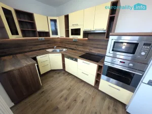 Prodej bytu 3+1, Vejprnice, Plzeňská, 72 m2