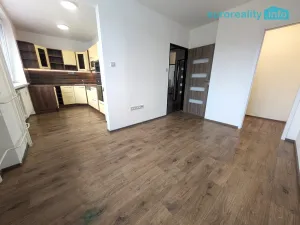 Prodej bytu 3+1, Vejprnice, Plzeňská, 72 m2