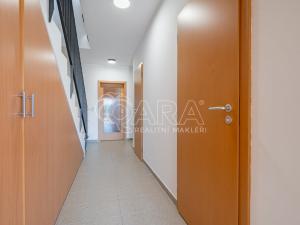 Pronájem rodinného domu, Beroun - Beroun-Město, Za Viničnou, 143 m2