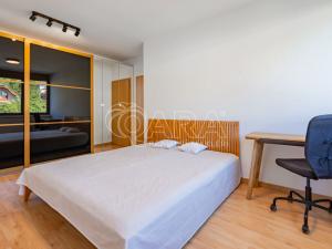 Pronájem rodinného domu, Beroun - Beroun-Město, Za Viničnou, 143 m2