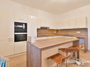 Pronájem bytu 4+kk, Brno, Těsnohlídkova, 96 m2