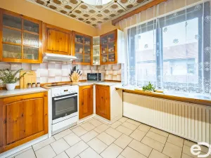 Prodej rodinného domu, Tři Dvory, 76 m2