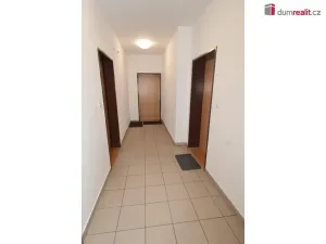 Pronájem bytu 2+kk, Praha - Čakovice, Bermanova, 51 m2