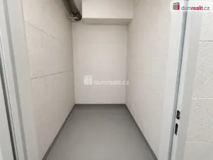Pronájem bytu 2+kk, Praha - Čakovice, Bermanova, 51 m2