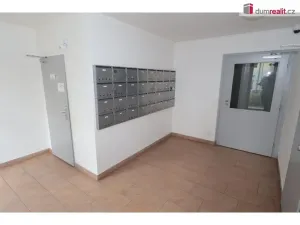 Pronájem bytu 2+kk, Praha - Čakovice, Bermanova, 51 m2