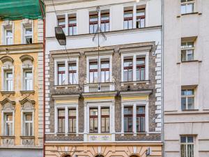Pronájem bytu 2+1, Praha - Nové Město, V tůních, 70 m2