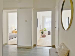 Prodej bytu 3+1, Praha, Biskupcova, 83 m2