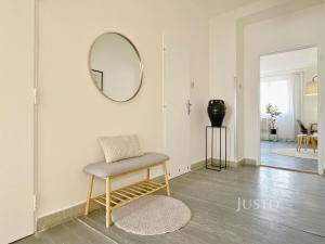 Prodej bytu 3+1, Praha, Biskupcova, 83 m2