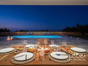 Prodej rodinného domu, Ostrov Zakynthos, Zakynthos, Akrotiri, Řecko, 360 m2