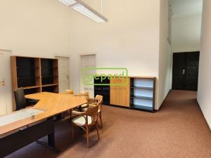 Pronájem kanceláře, Brno - Veveří, Moravské náměstí, 206 m2