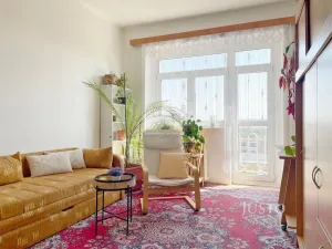 Prodej bytu 2+kk, Praha, 28. pluku, 64 m2