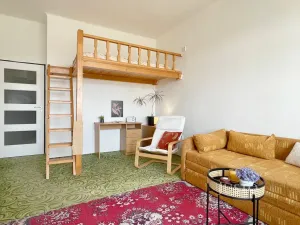 Prodej bytu 2+kk, Praha, 28. pluku, 64 m2