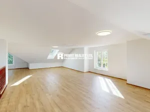 Prodej bytu 6+kk a větší, Praha - Lipence, Údolí hvězd, 213 m2