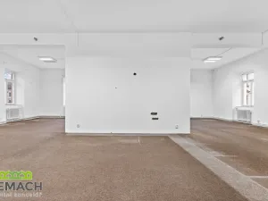 Pronájem obchodního prostoru, Uherské Hradiště, Palackého náměstí, 110 m2