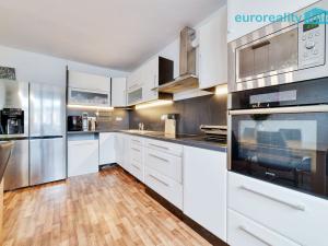 Prodej rodinného domu, Mariánské Lázně, Ladova, 221 m2