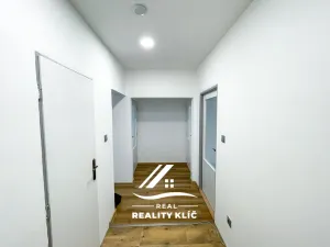 Prodej bytu 3+1, Ostrava, Výškovická, 74 m2