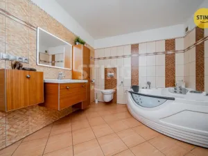 Prodej rodinného domu, Ostrava, Nad Úhorem, 239 m2