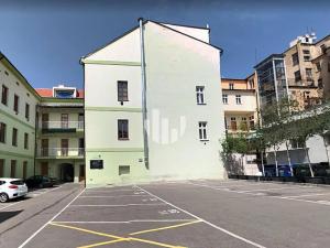 Pronájem kanceláře, Praha - Smíchov, Zubatého, 235 m2