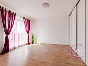 Pronájem bytu 2+kk, Jihlava, Halasova, 50 m2